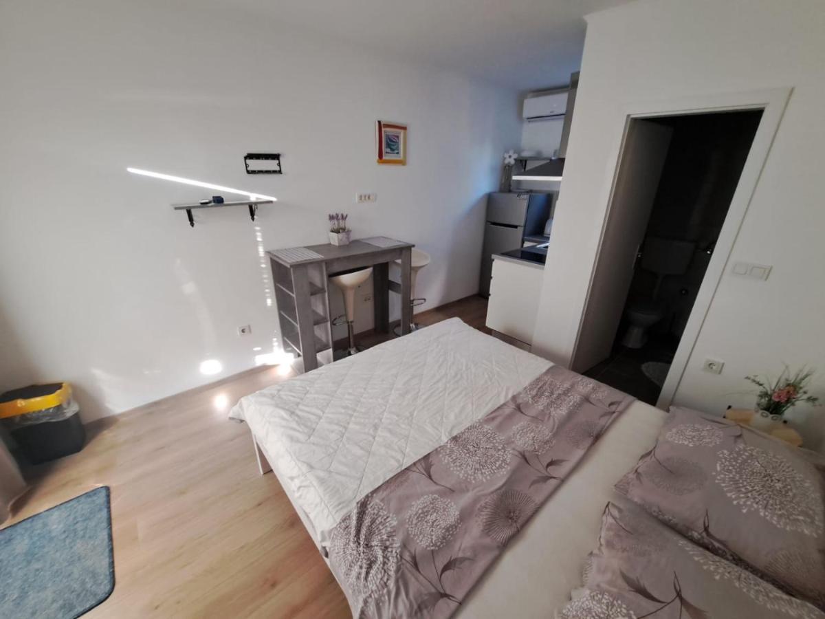 Apartments Venci Bibinje Ngoại thất bức ảnh