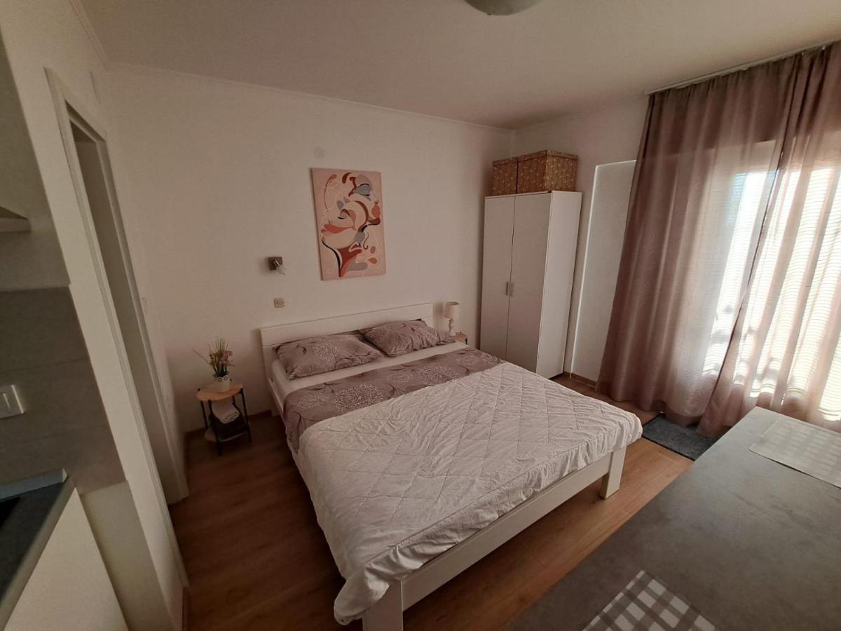 Apartments Venci Bibinje Ngoại thất bức ảnh